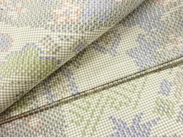  未使用品　草花模様織り出し本場大島紬着物